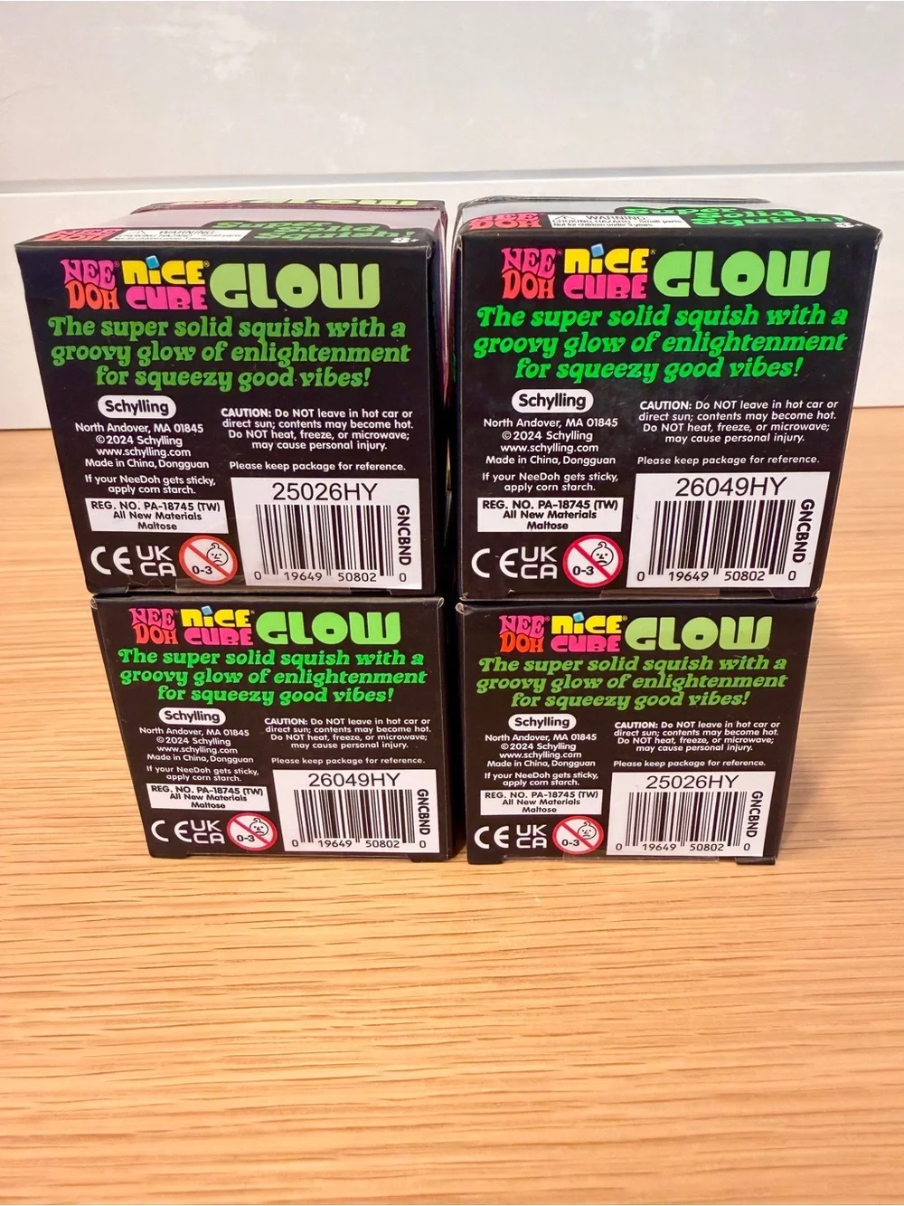 Needoh Nice Cube Glow in the Dark squishy set of 4